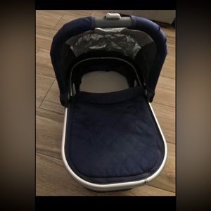 Uppababy bassinet navy blue